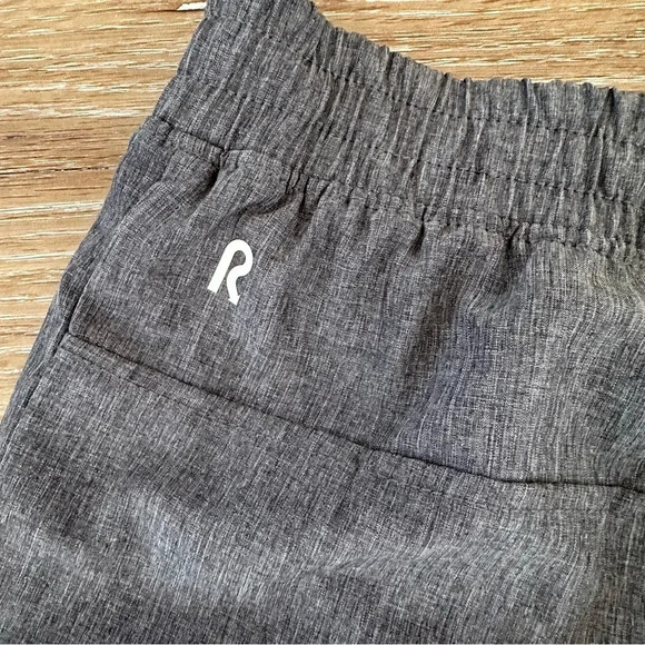 R.O.W Right of Way Men's Gray Athletic Zippered Pocket Shorts Size XXL GUC - Picture 8 of 9